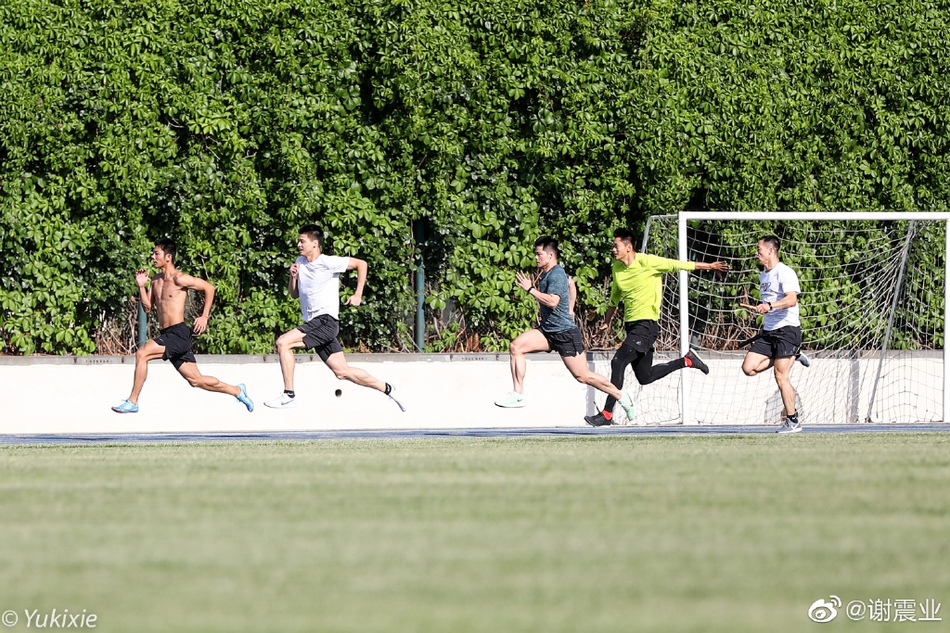 中国短跑队备战接力世锦赛