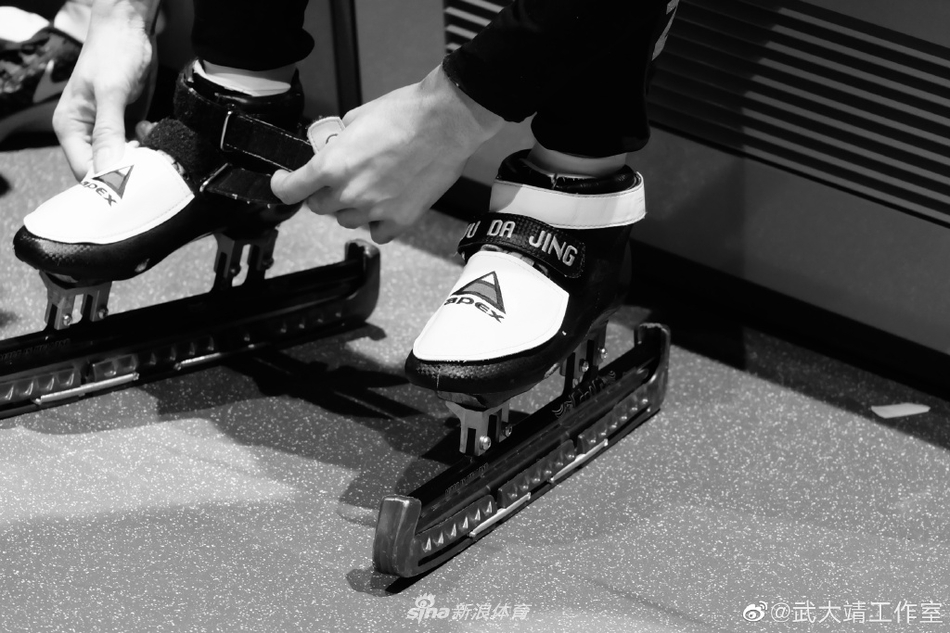 封闭训练中的武大靖