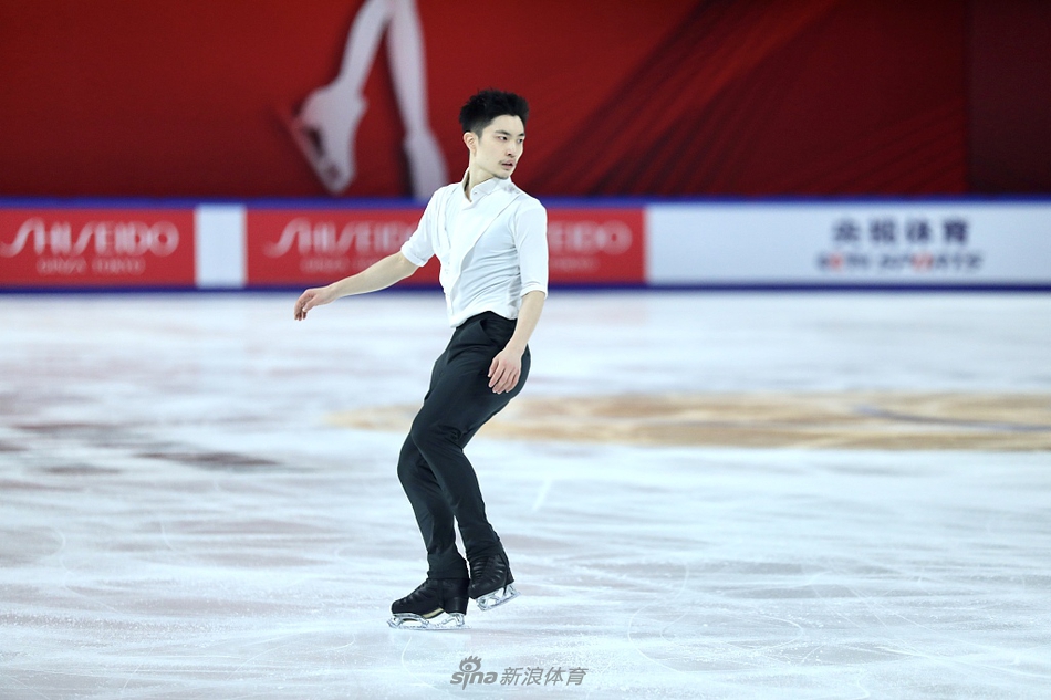 中国男单选手备战花滑中国杯