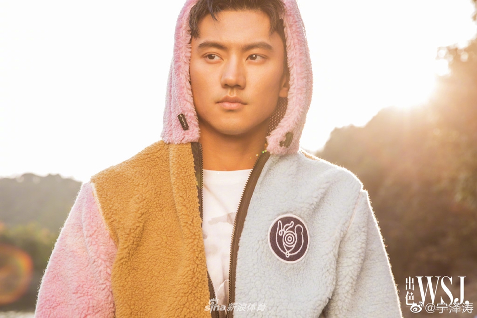 宁泽涛杂志大片