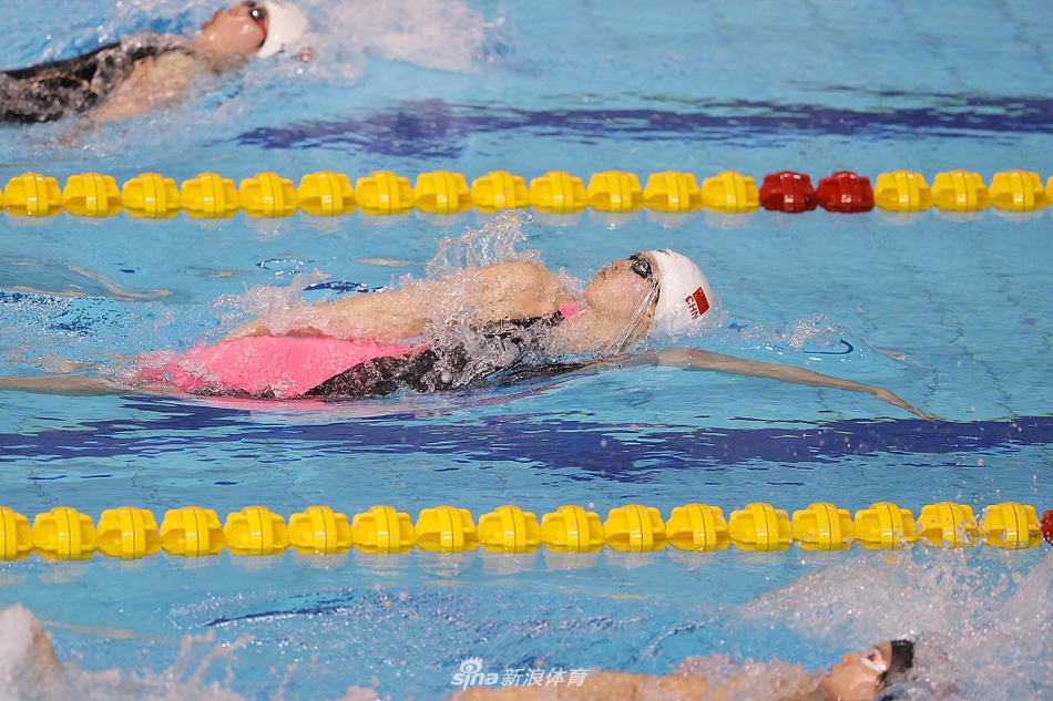 争霸赛傅园慧获女子100米仰泳季军