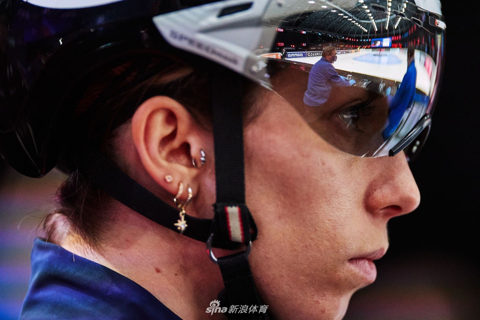 2021年短道速滑世锦赛精彩瞬间