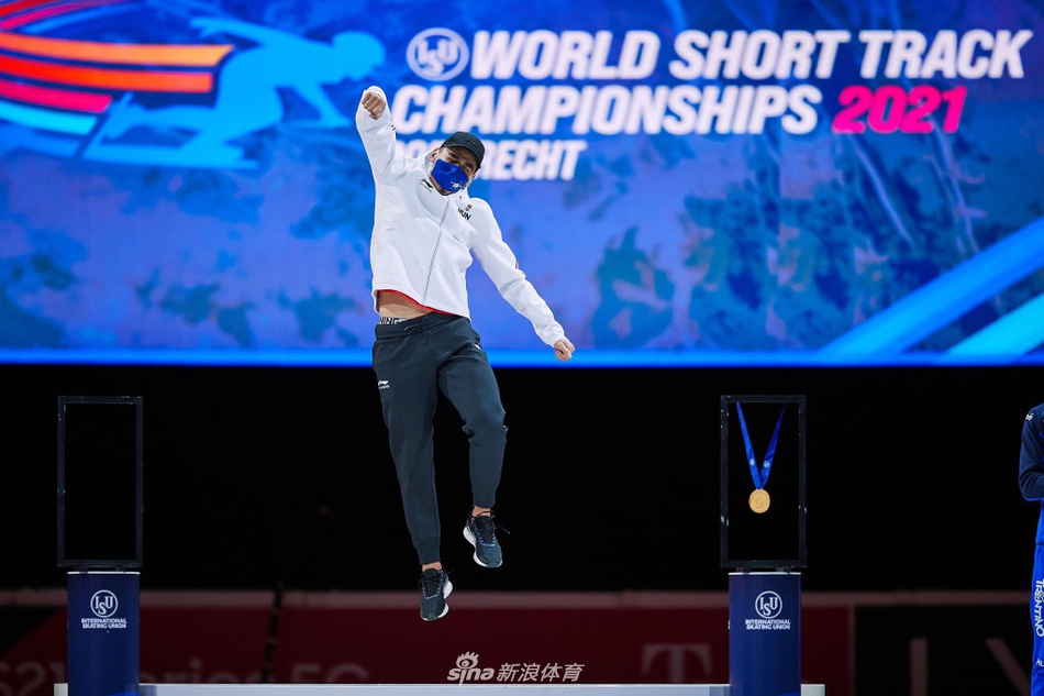 2021年短道速滑世锦赛精彩瞬间