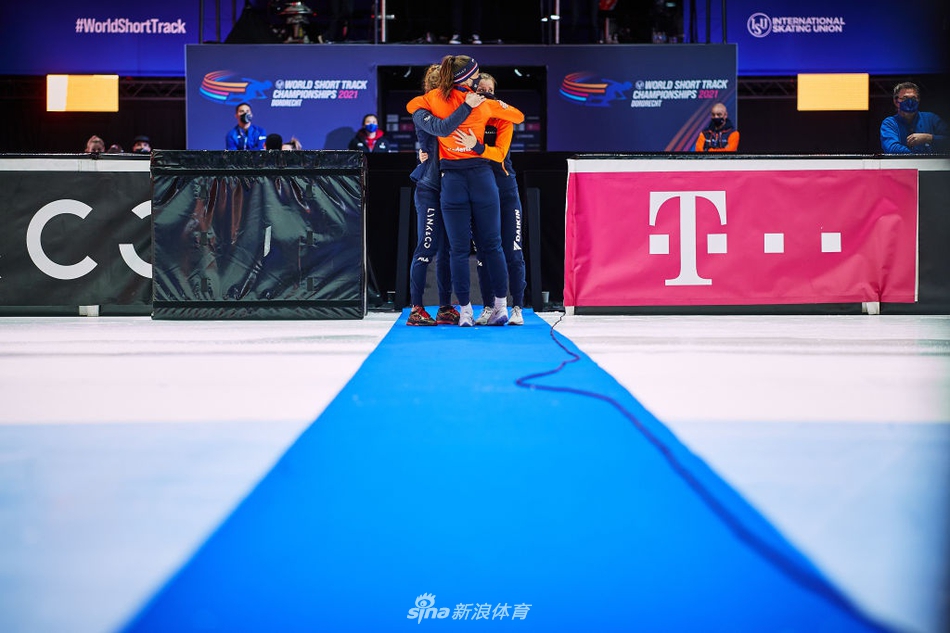 2021年短道速滑世锦赛精彩瞬间