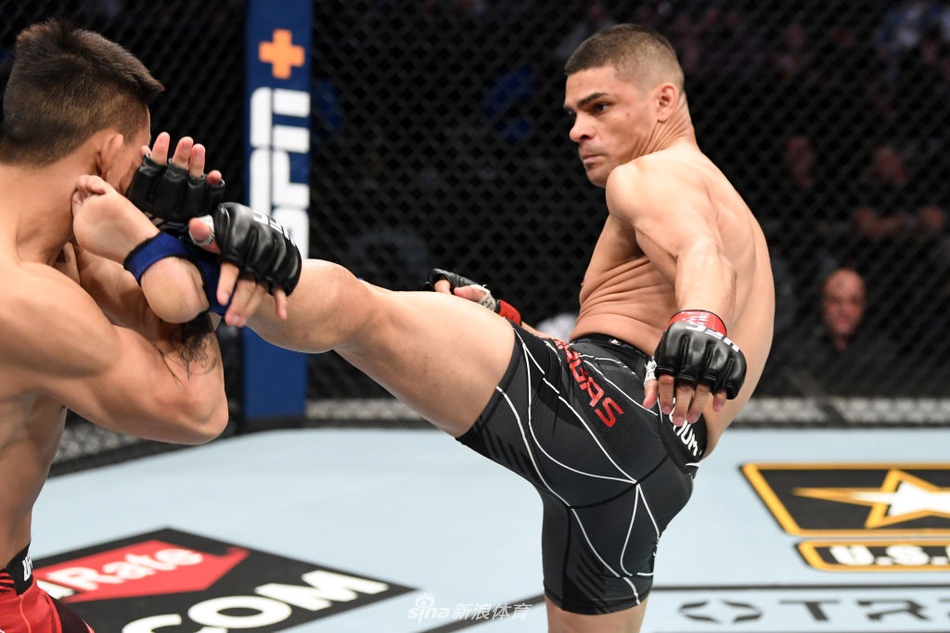 卡祖拉-瓦尔加斯 VS 茸主 (3)