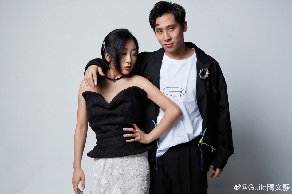 隋文静韩聪潮流大片 不一样的葱桶