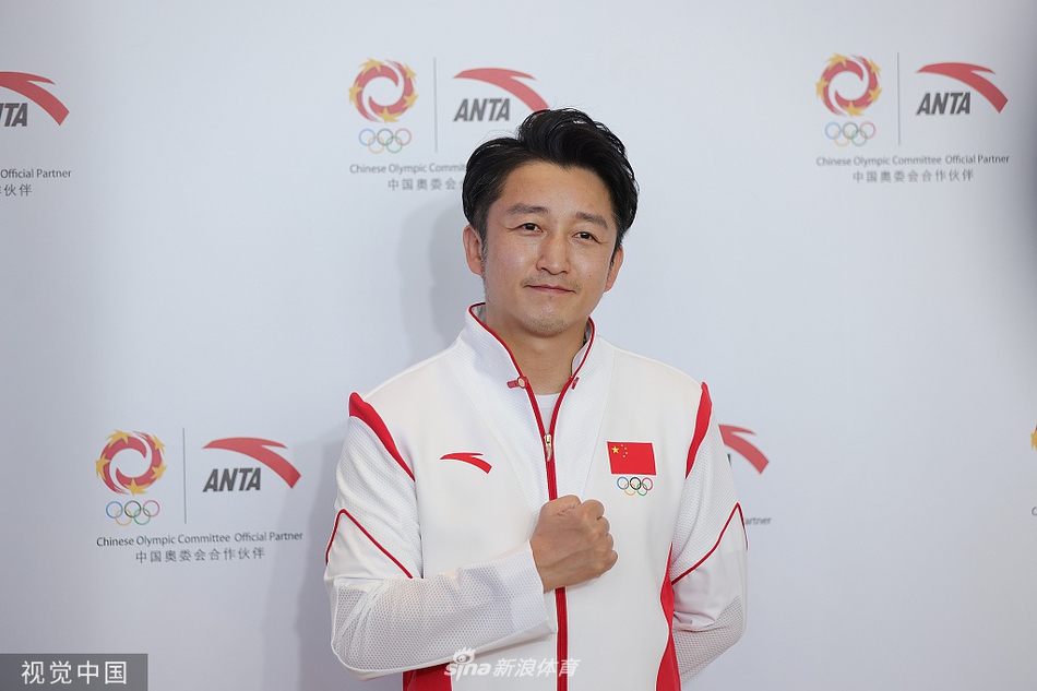 东京奥运会中国体育代表团领奖服发布