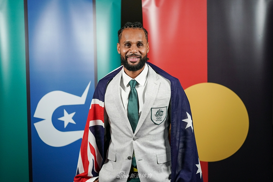 东京奥运会澳大利亚代表团旗手写真