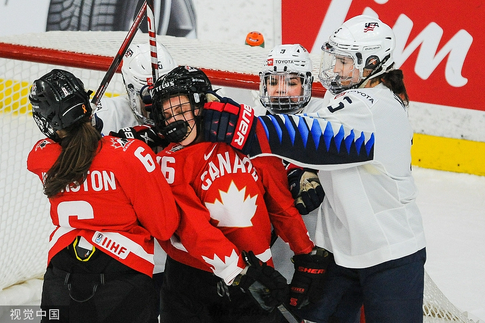 女子冰球世锦赛加拿大夺冠
