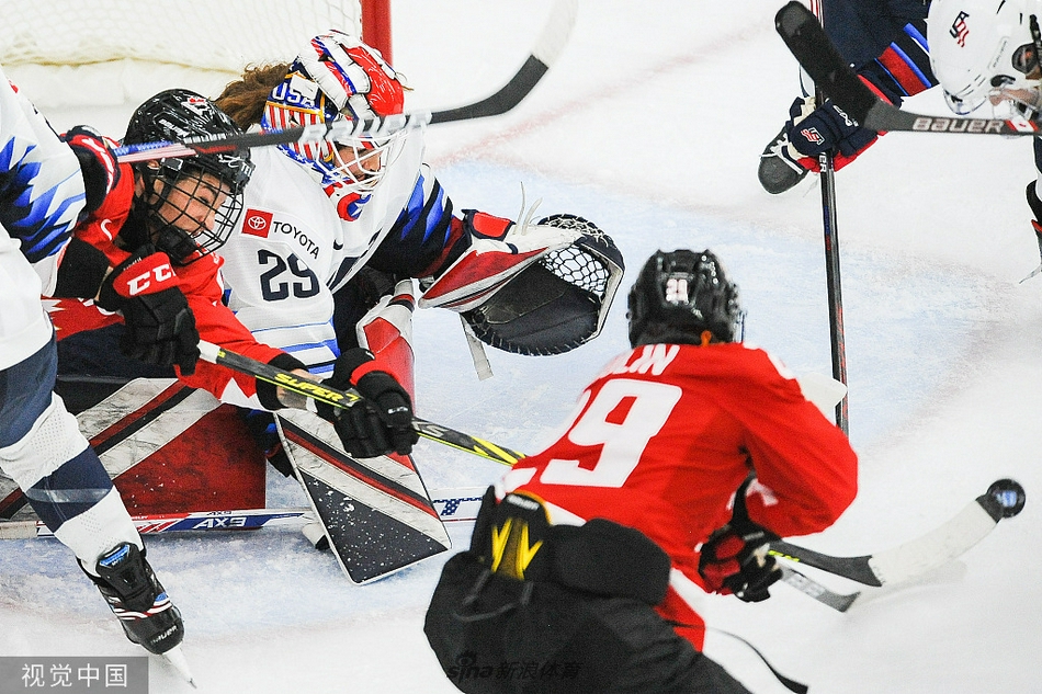 女子冰球世锦赛加拿大夺冠