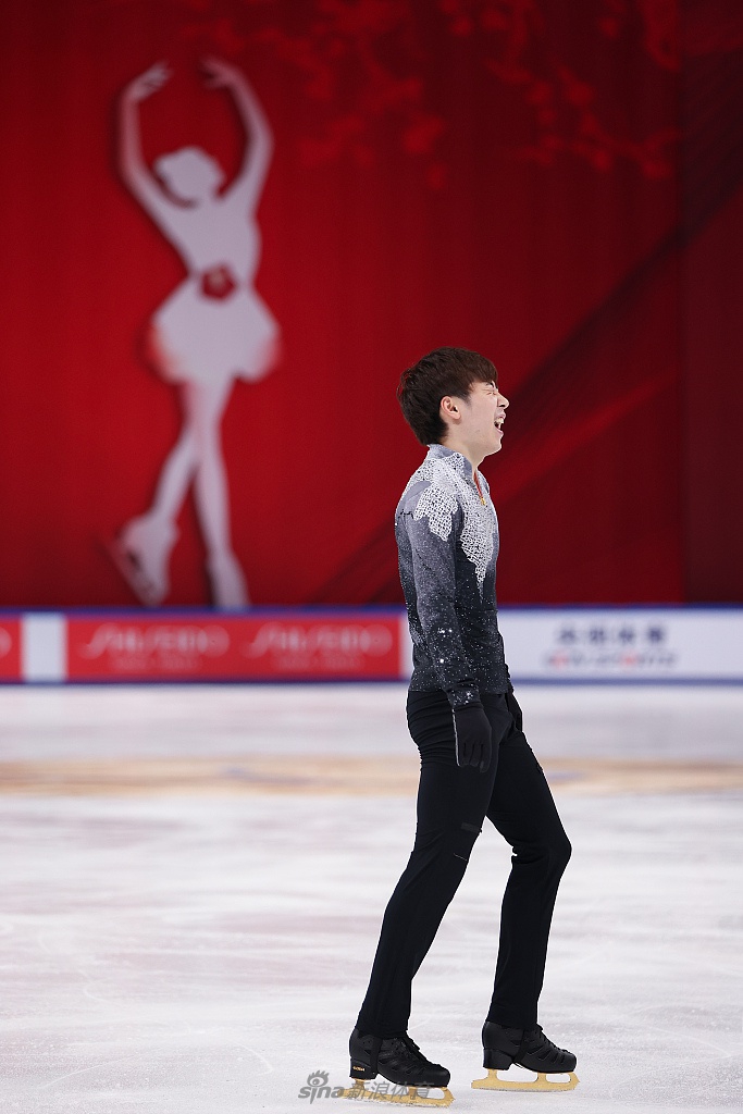 花滑中国杯金博洋男单卫冕