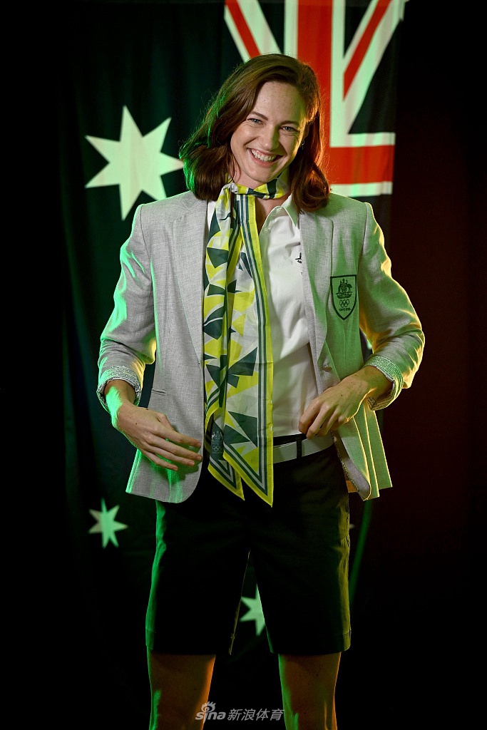 东京奥运会澳大利亚代表团旗手写真