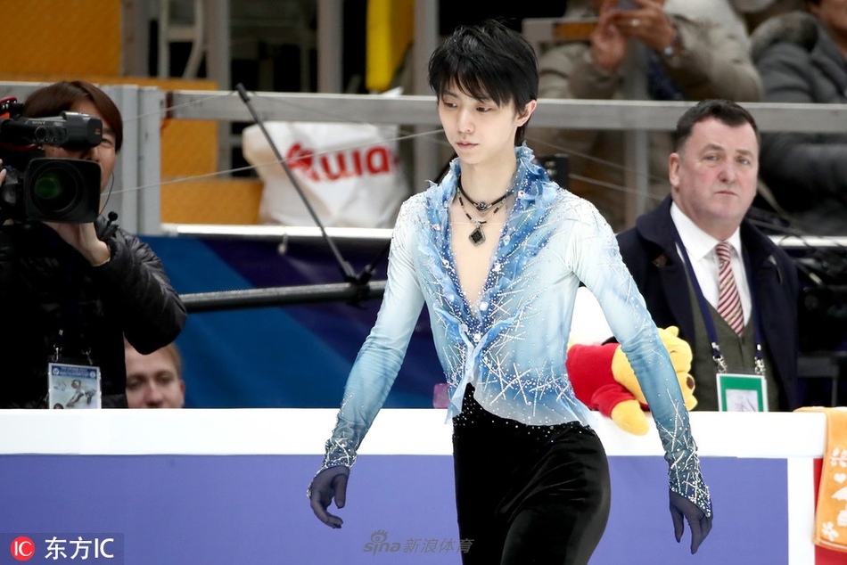 花滑大奖赛羽生结弦短节目再创新高