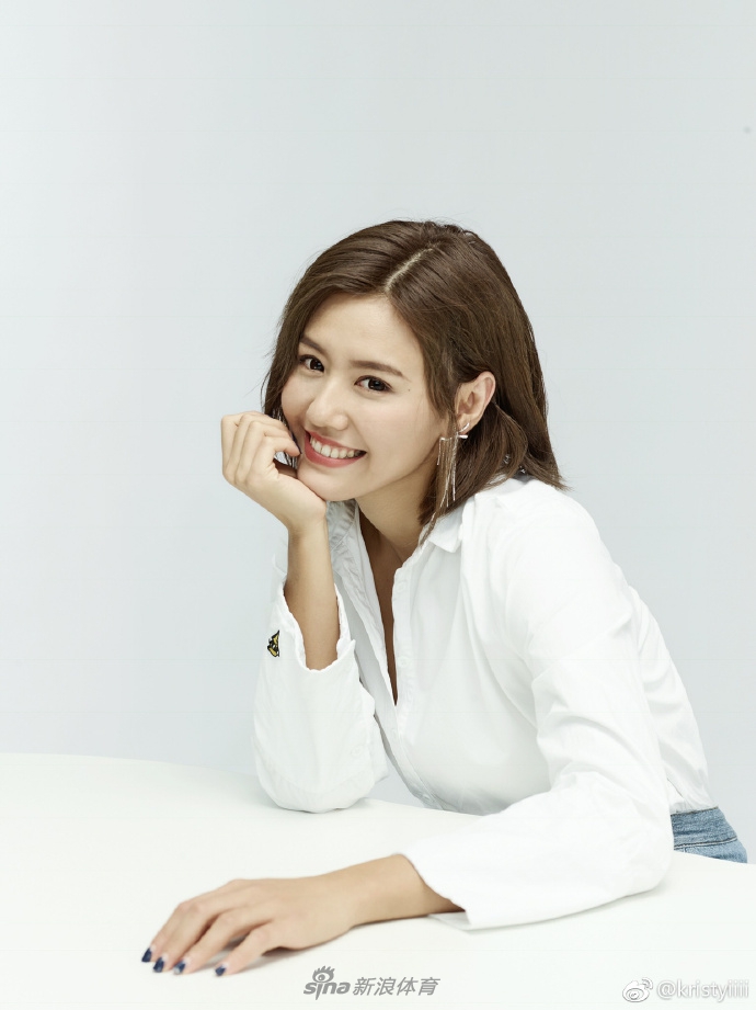 游泳女神刘湘写真清新似邻家女孩