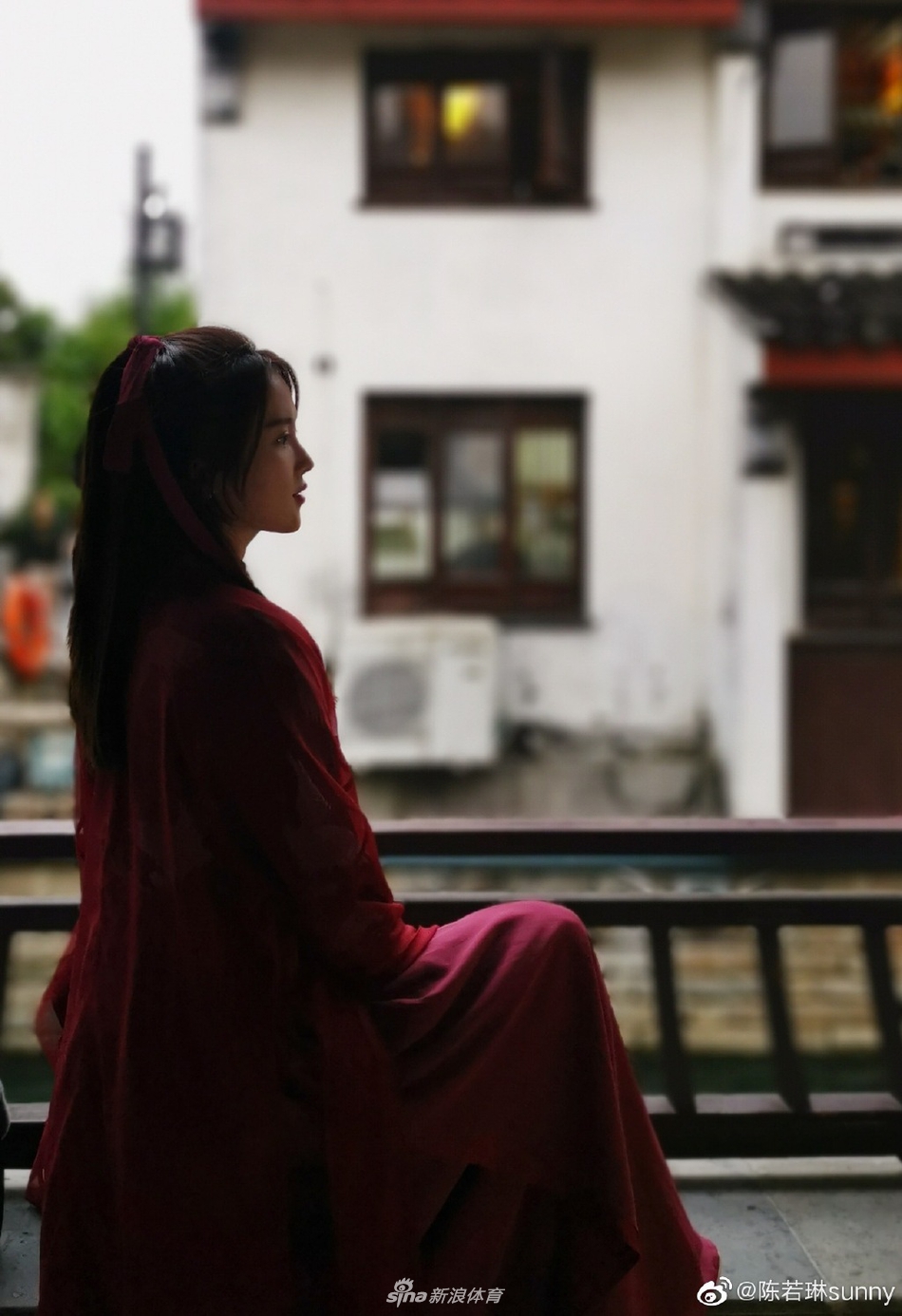 陈若琳古装照侠女气息十足