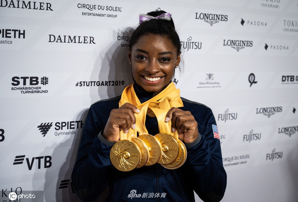 拜尔斯大秀世锦赛五金