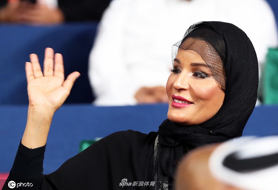 莫扎王妃观战田径世锦赛