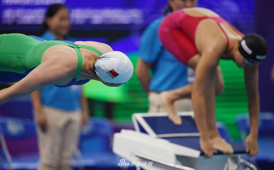 傅园慧抢跳犯规被取消女子100米自由泳预赛资格