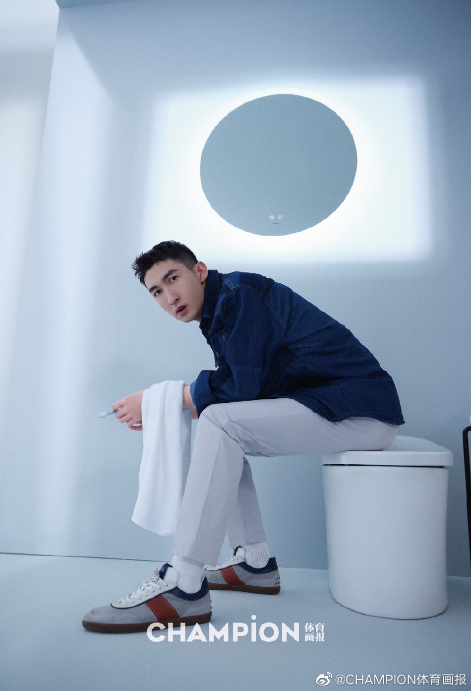 武大靖杂志封面大片