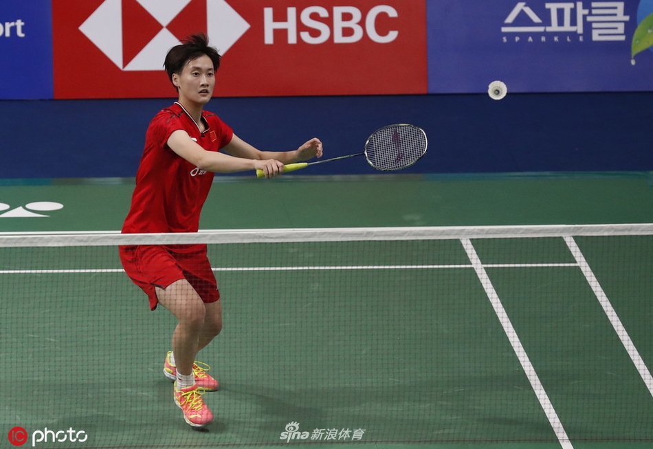 韩羽赛女单第2轮：陈雨菲2-0金效F