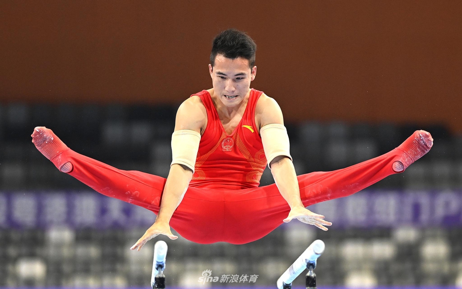 邓书弟获得季军