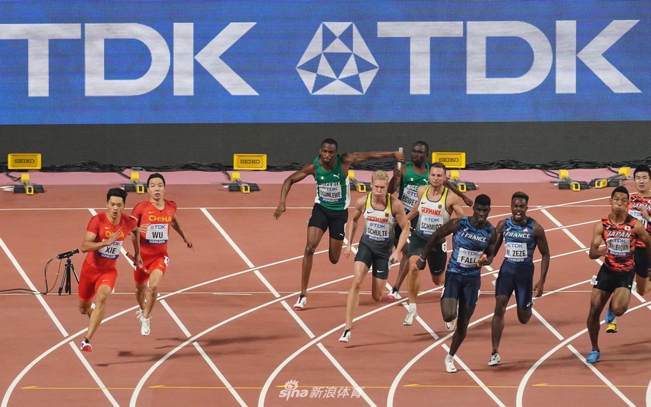 田径世锦赛男子4X100米接力 中国队晋级决赛