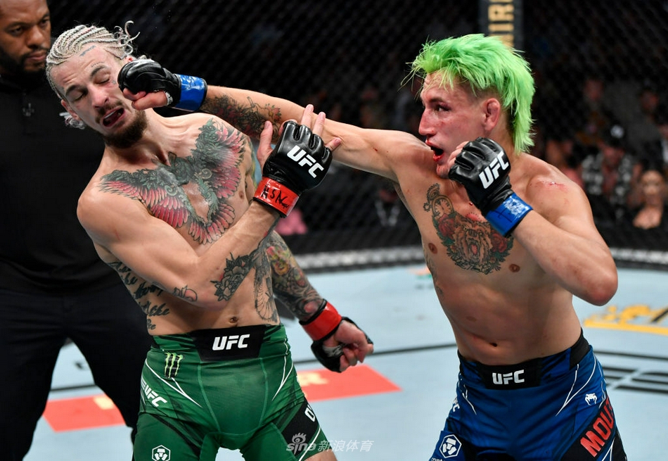 肖恩-奥马利 VS 克里斯-穆蒂尼奥 (5)