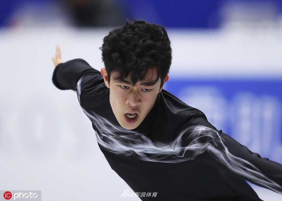 花滑世锦赛陈巍男单卫冕