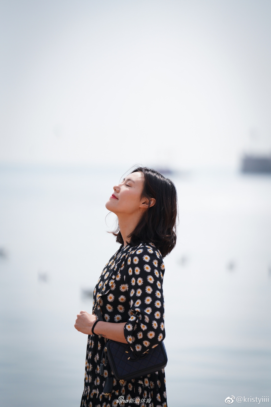 游泳女神刘湘美照 春意盎然活力清新