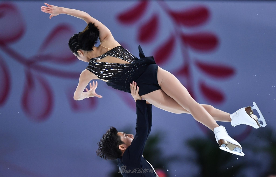 花滑中国杯隋文静/韩聪短节目第一