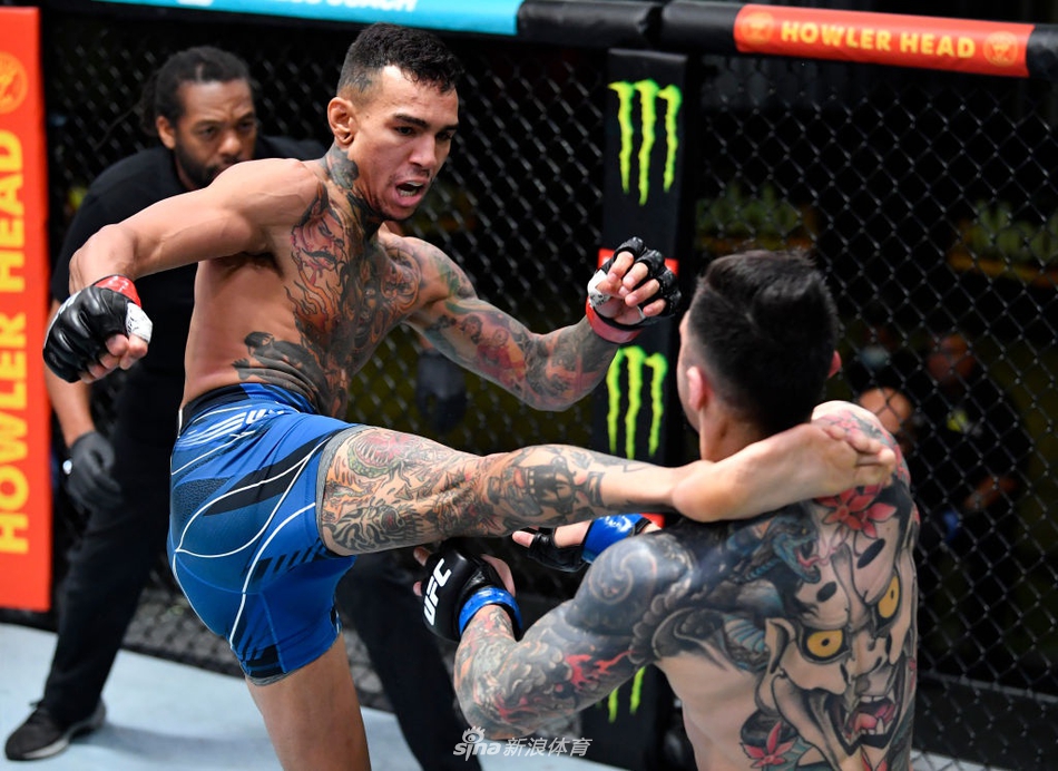 安德烈-菲利 VS 丹尼尔-皮内达 (5)