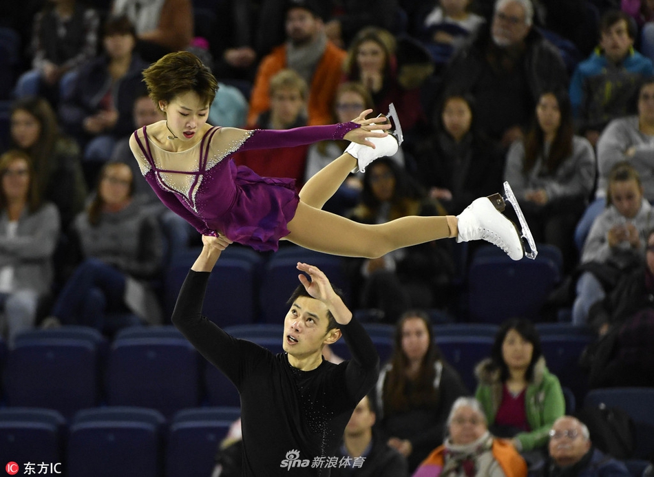花滑大奖赛彭程/金杨双人滑摘银