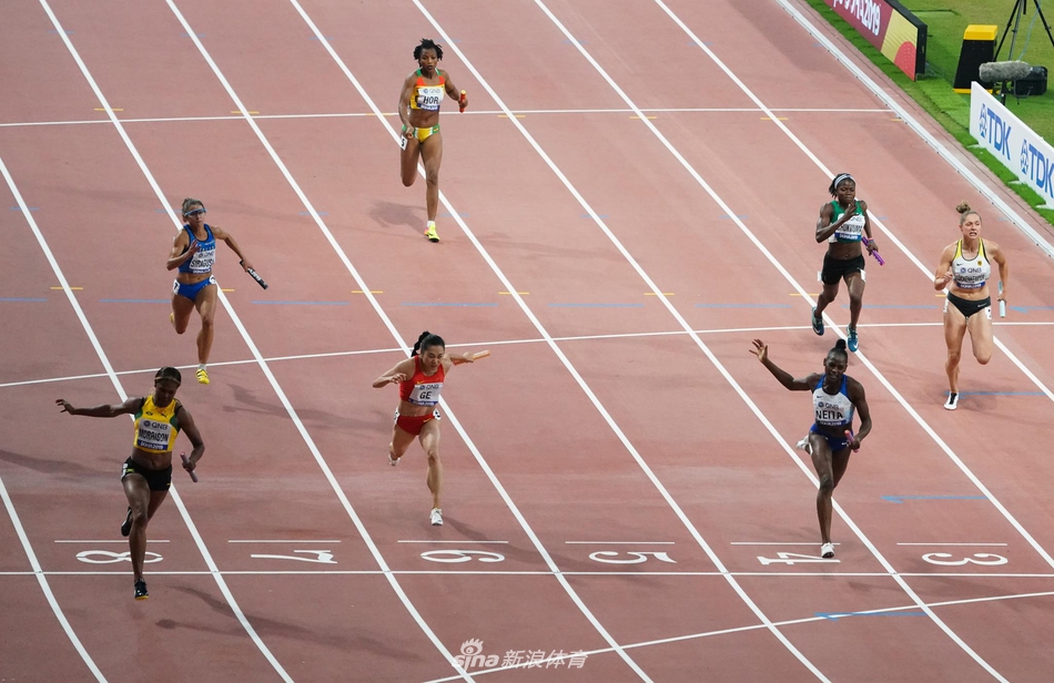 田径世锦赛女子4X100米接力 中国队晋级决赛