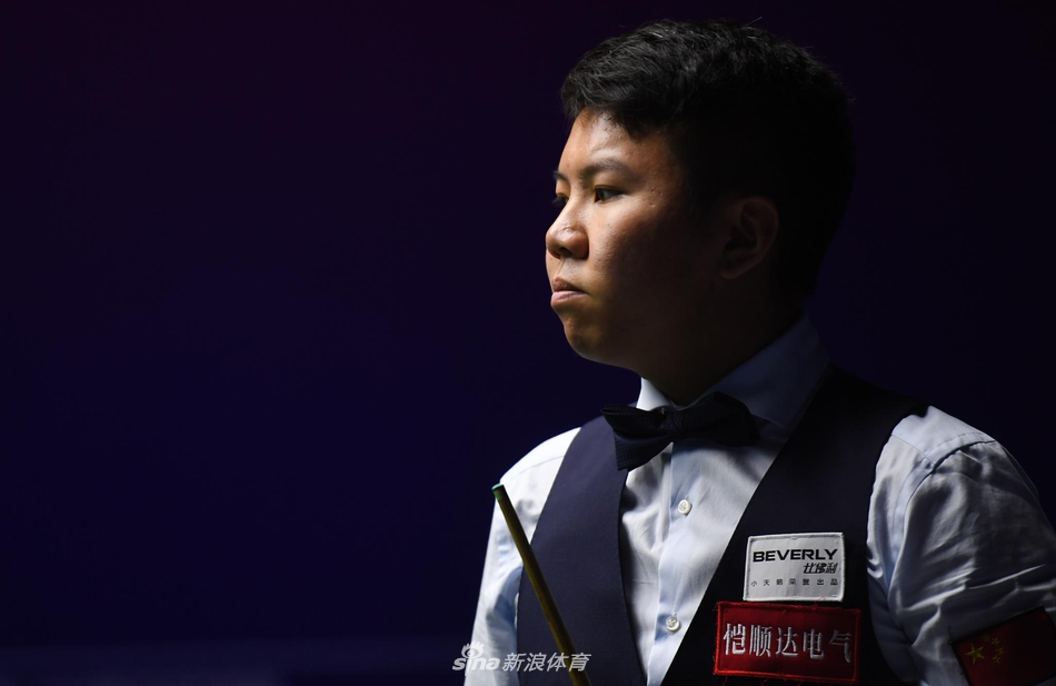 斯诺克世界杯：中国B队5-0瑞士