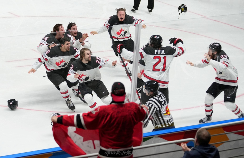 冰球世锦赛加拿大队夺冠