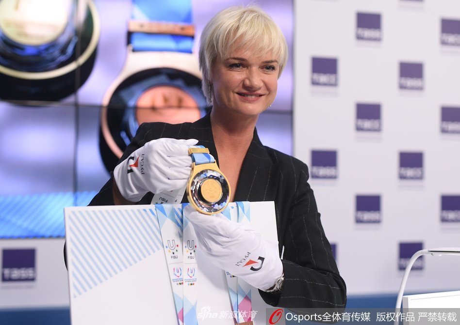 昔日体操女神霍尔金娜风采依旧