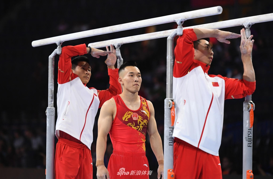 体操世锦赛中国男团暂居资格赛第二