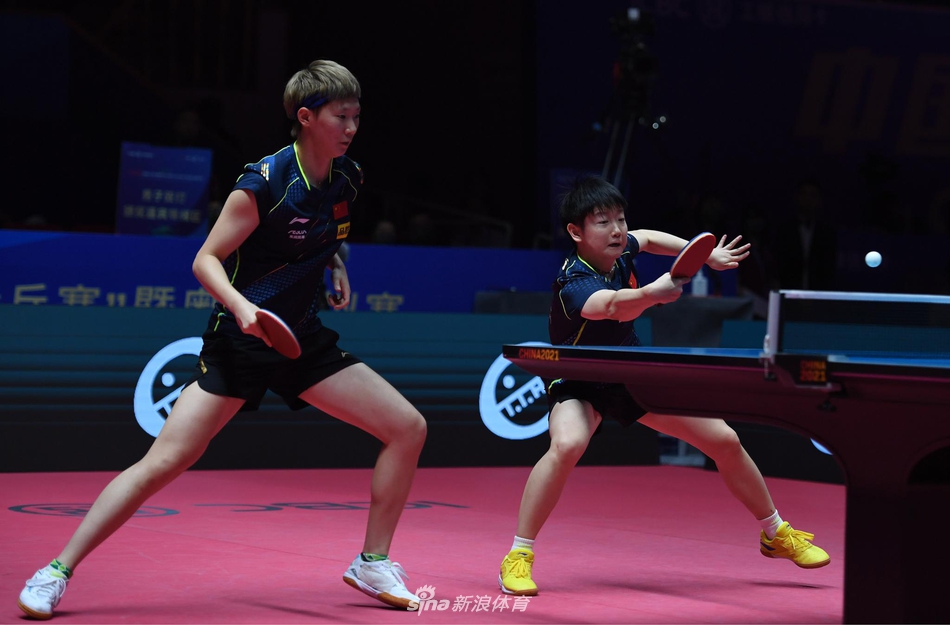 奥运模拟赛女双决赛：孙颖莎/王曼昱胜刘诗雯/陈梦