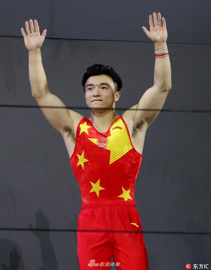 体操世锦赛刘洋男子吊环摘铜