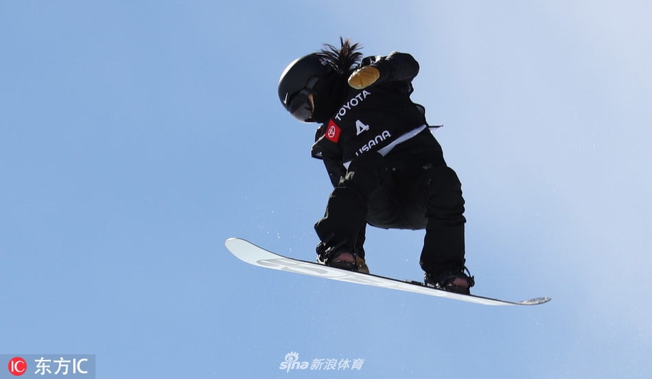 单板滑雪世锦赛U型池蔡雪桐摘银
