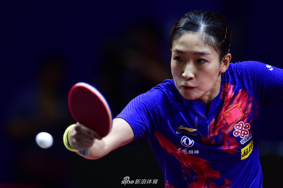 亚锦赛孙颖莎3-0胜刘诗雯夺冠