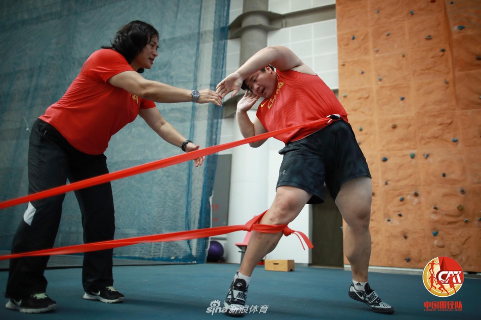 女子铅球巩立姣