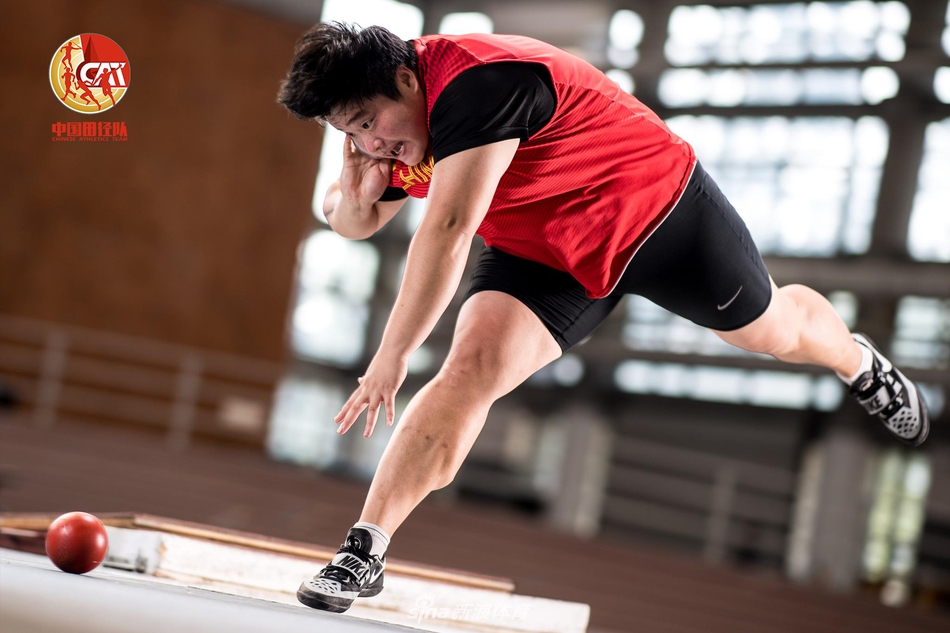 女子铅球 巩立姣