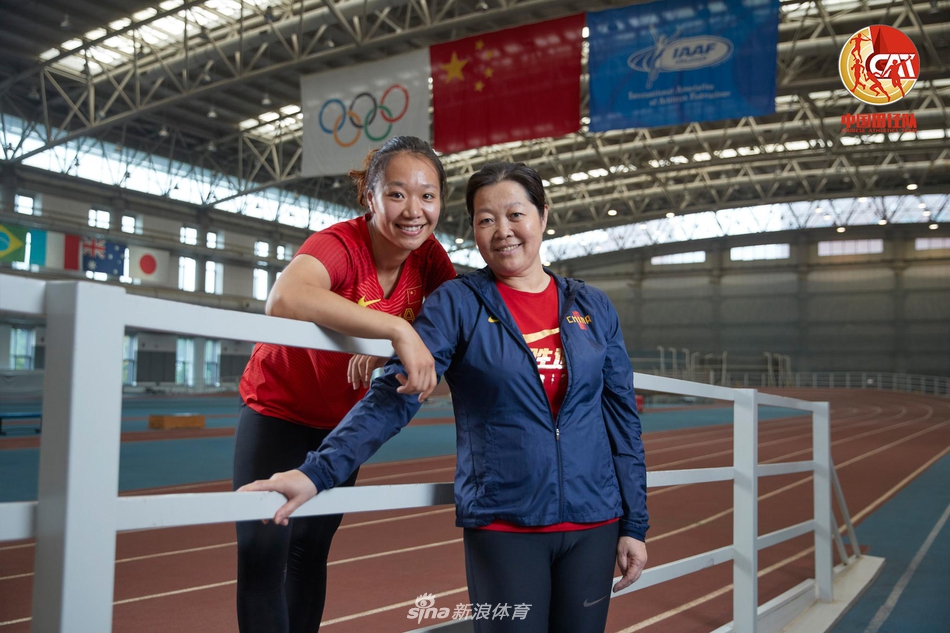 刘诗颖与教练郭庆仙