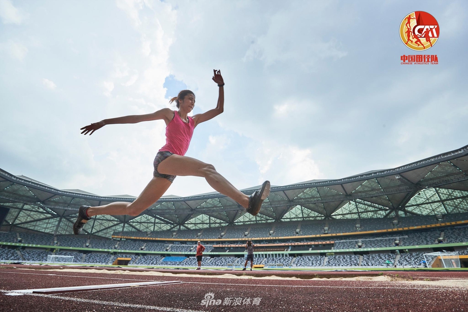 女子三级跳远 陈婷