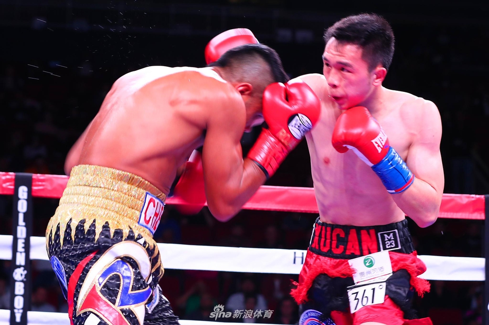 新浪直击徐灿赢得WBA世界金腰带