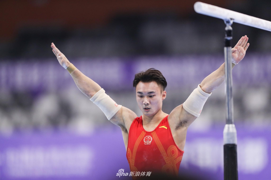 全国体操锦标赛孙炜夺得男子全能金牌