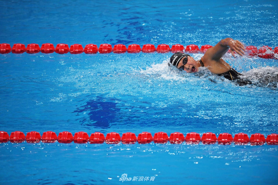 王简嘉禾破女子1500米自由泳亚洲纪录