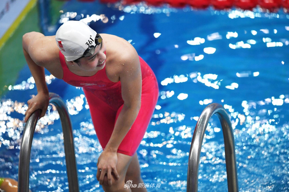 张雨霏打破女子100米自由泳全国纪录