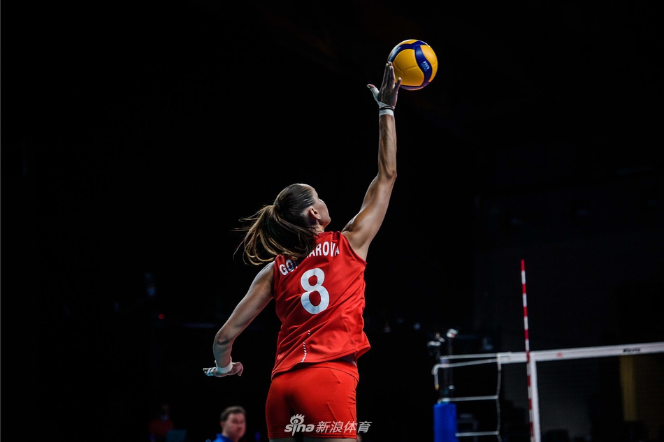 世联赛中国女排3-0俄罗斯女排